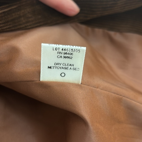Theory rich chocolate brown corduroy blazer, size 8 - Picture 10 of 11